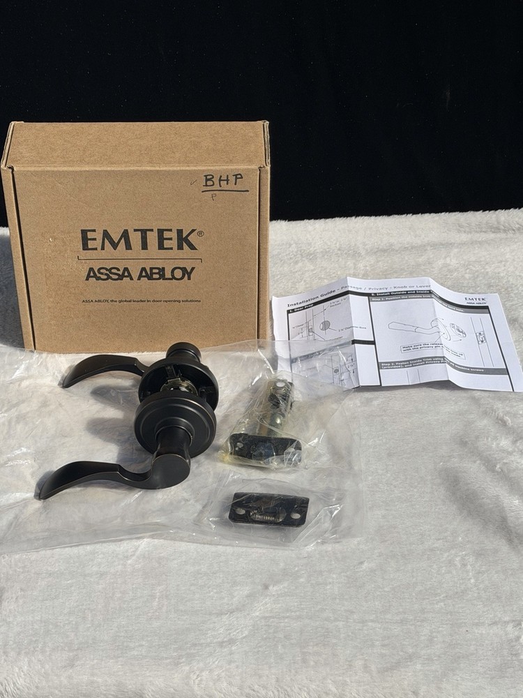 Emtek Classic Lever Rosette Door Handle Oil Rubbed Solid Bronze Passage Right
