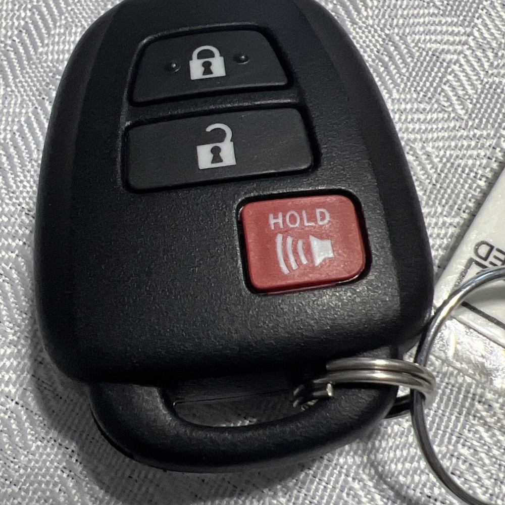 Replacement Key Remote for Toyota Sequoia SR5 2018