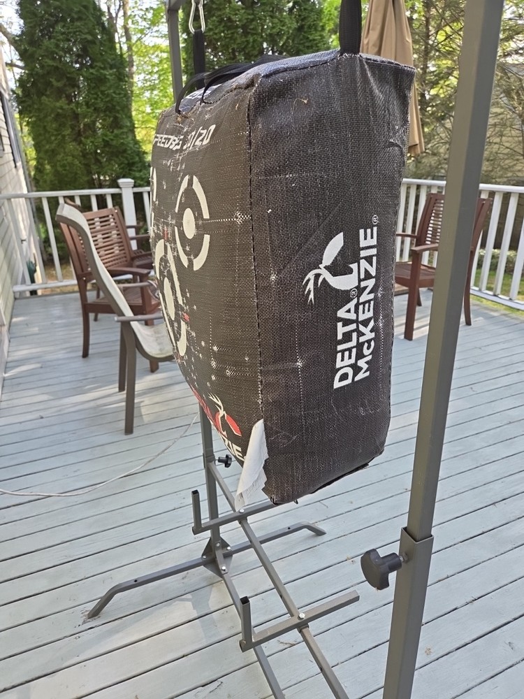 DELTA MCKENZIE SPEEDBAG 20'' Target Black