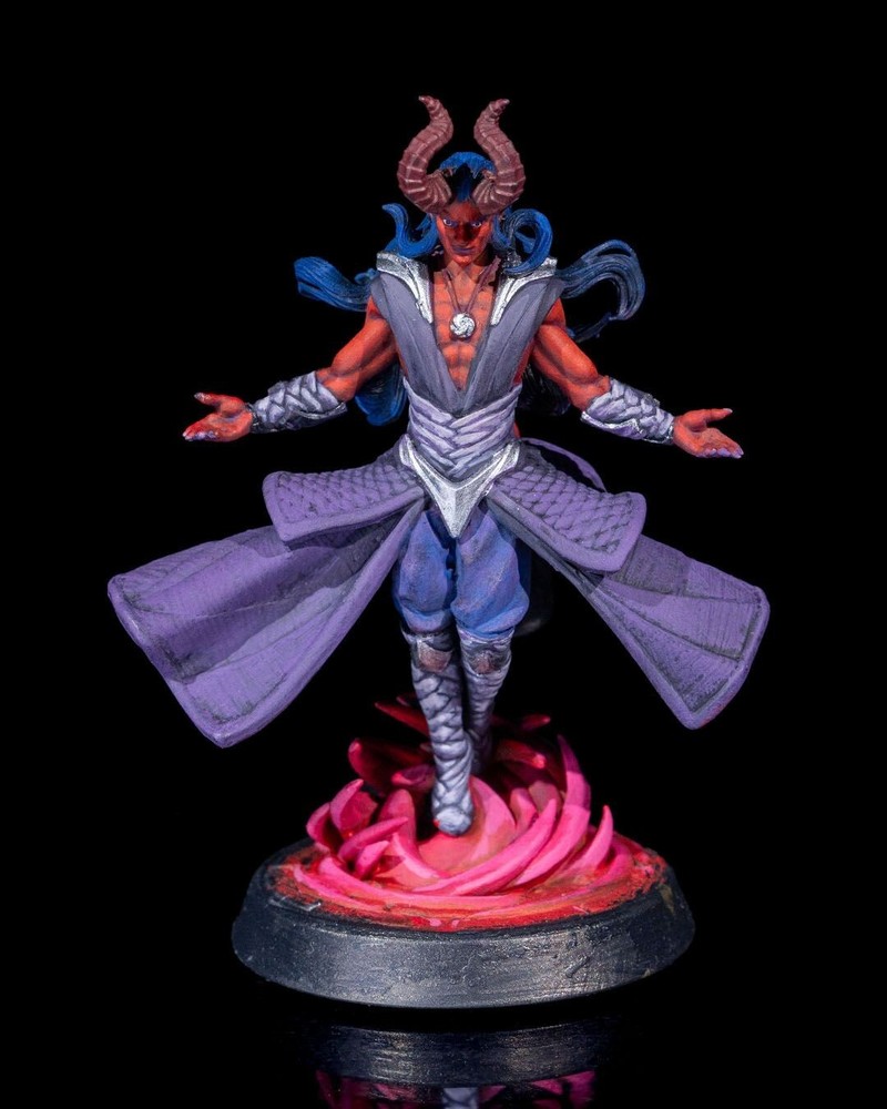 DnD Caleb Tiefling Sorcerer Miniature 32mm Scale