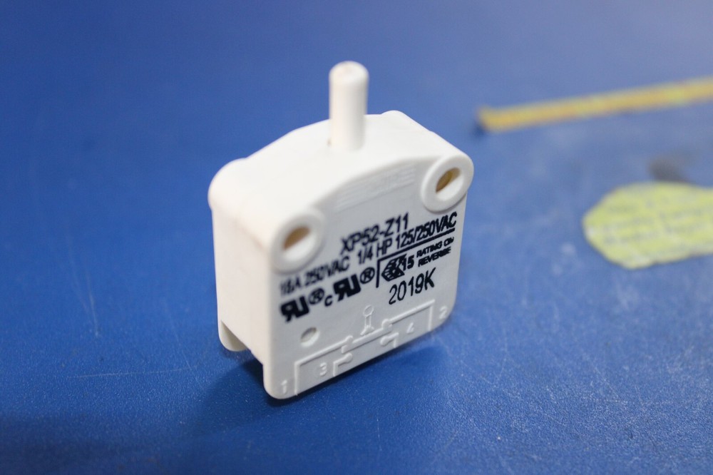 F340200 Door Switch