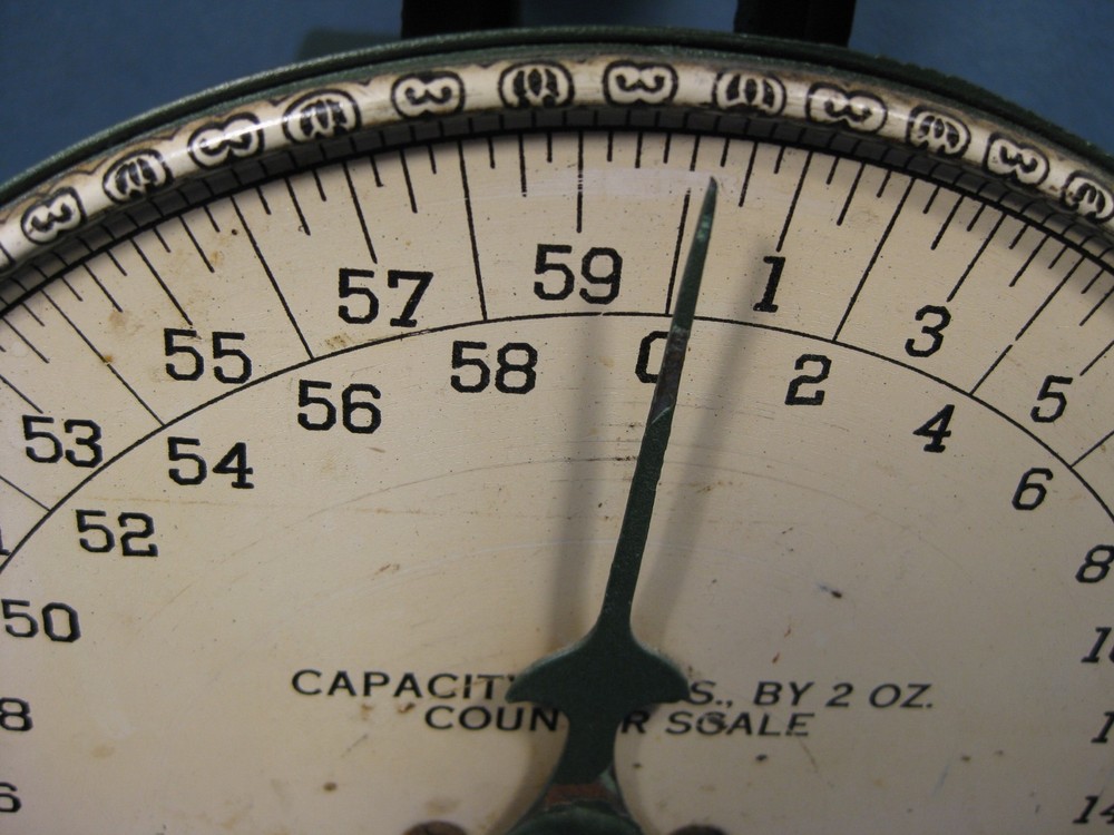 Antique Pelouze General Store 60 Lb Scale Needs Work