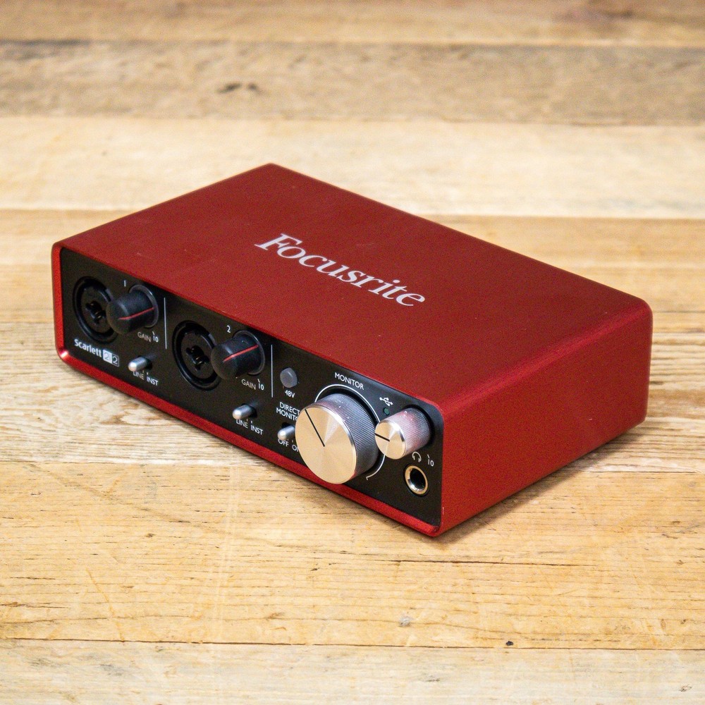 Focusrite Scarlett 2i2 (2nd Gen) USB Audio Interface Studio Recording U281133