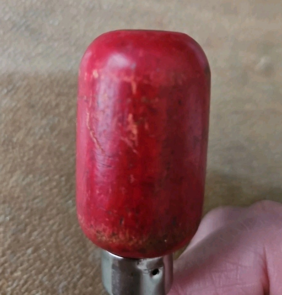 Vtg 4.5" red handle Hook awl