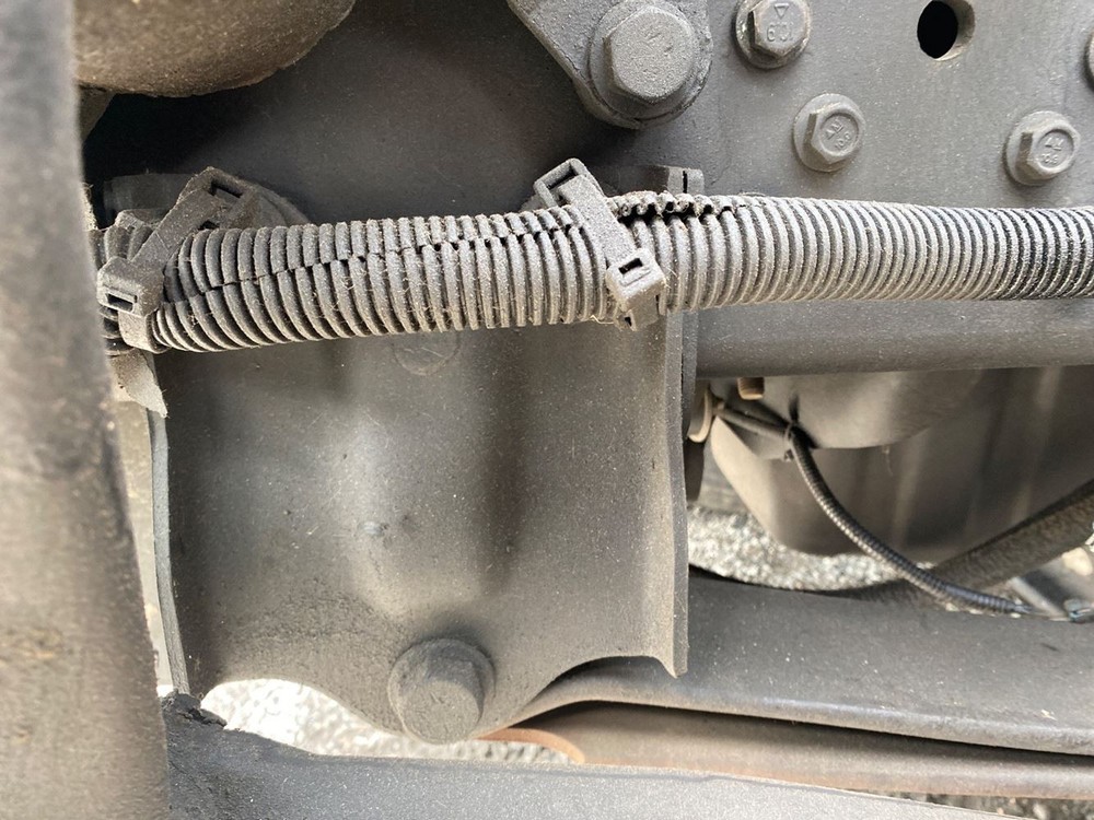 Front Leaf & Springs other Used P-15437