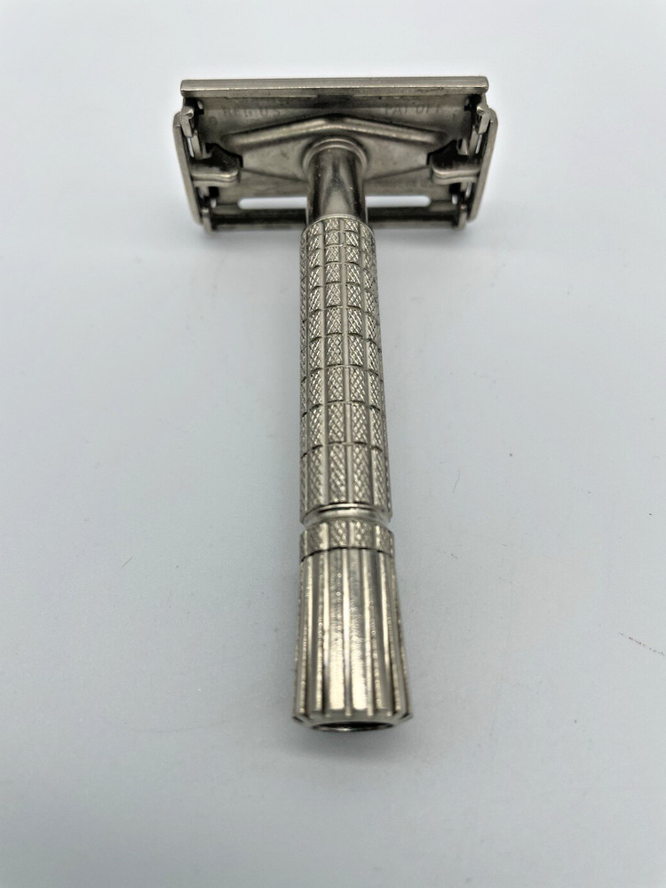 Gillette Double Edge Safety Razor in Case Vintage