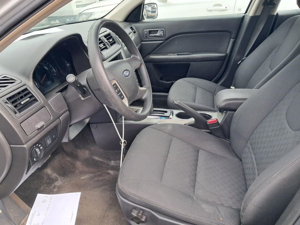 FUSION 2012 Glove Box 4815711