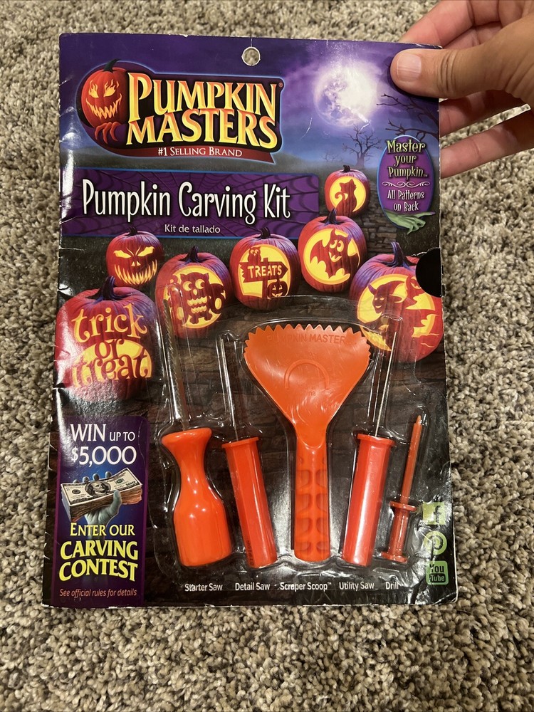 Pumpkin' Masters Carving Kit, 10 Patterns Included- NEW
