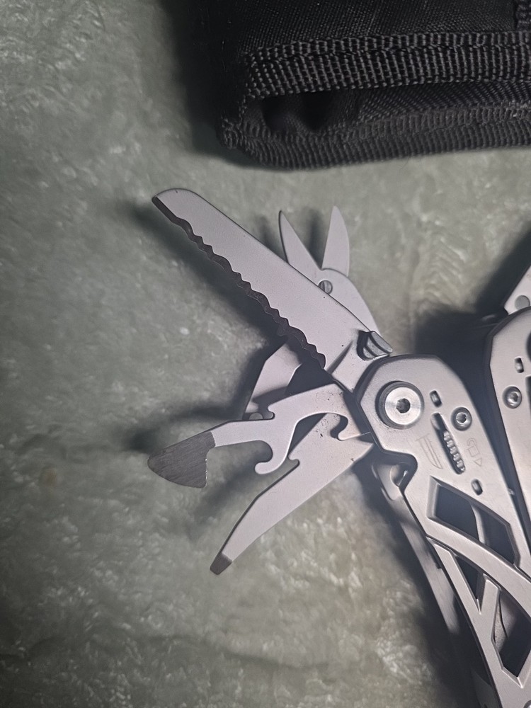 GERBER Suspension Multi-Tool Gray WITH Sheath — Great Condition