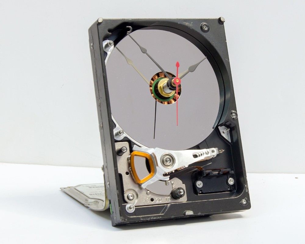 Recycled computer hard drive desk clock, Quartz, time, battery, upcycle, PC, Mac