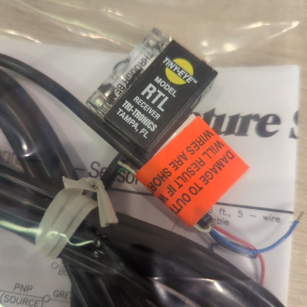 Tri-Tronics RTLT4 17101 TINY-EYE RECEIVER LIGHT ON 10-30VDC