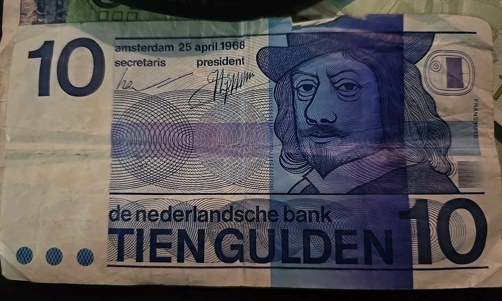 Netherlands 10 Gulden 1968  Banknote 1275643665