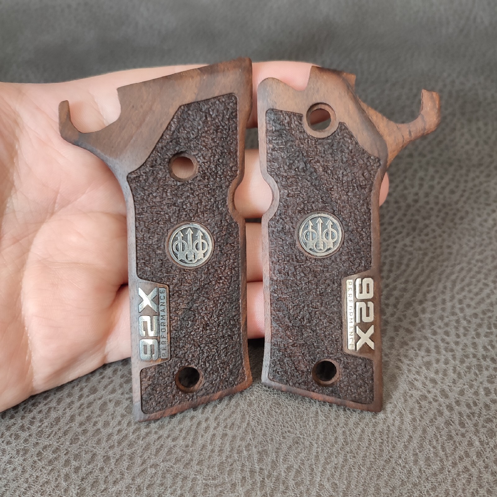Beretta 92X Performance Turkish Walnut Wood Gun Grips NEW SET Nice Metal Logo