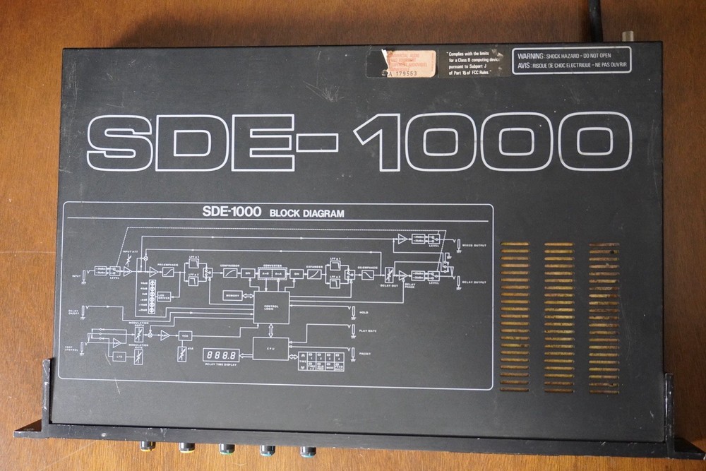 Roland SDE-1000 Digital Delay