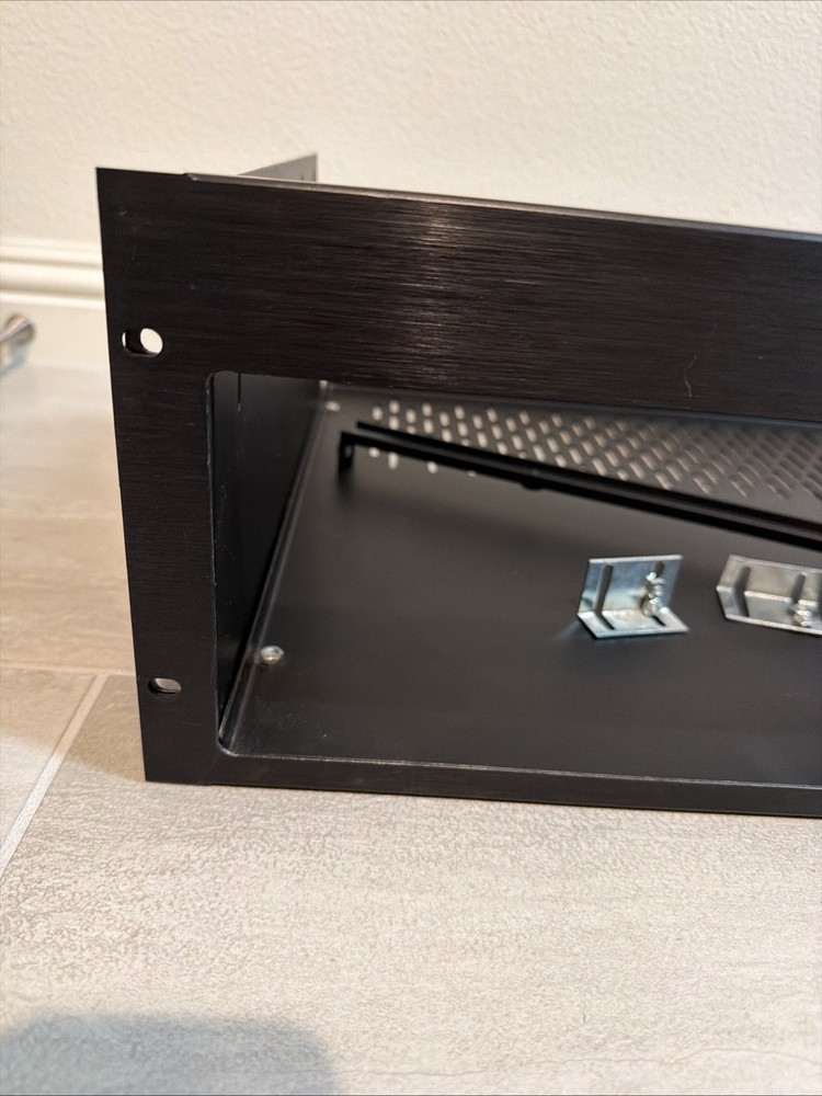 Integra CDC 3.4 Rack Mount Kit Middle Atlantic