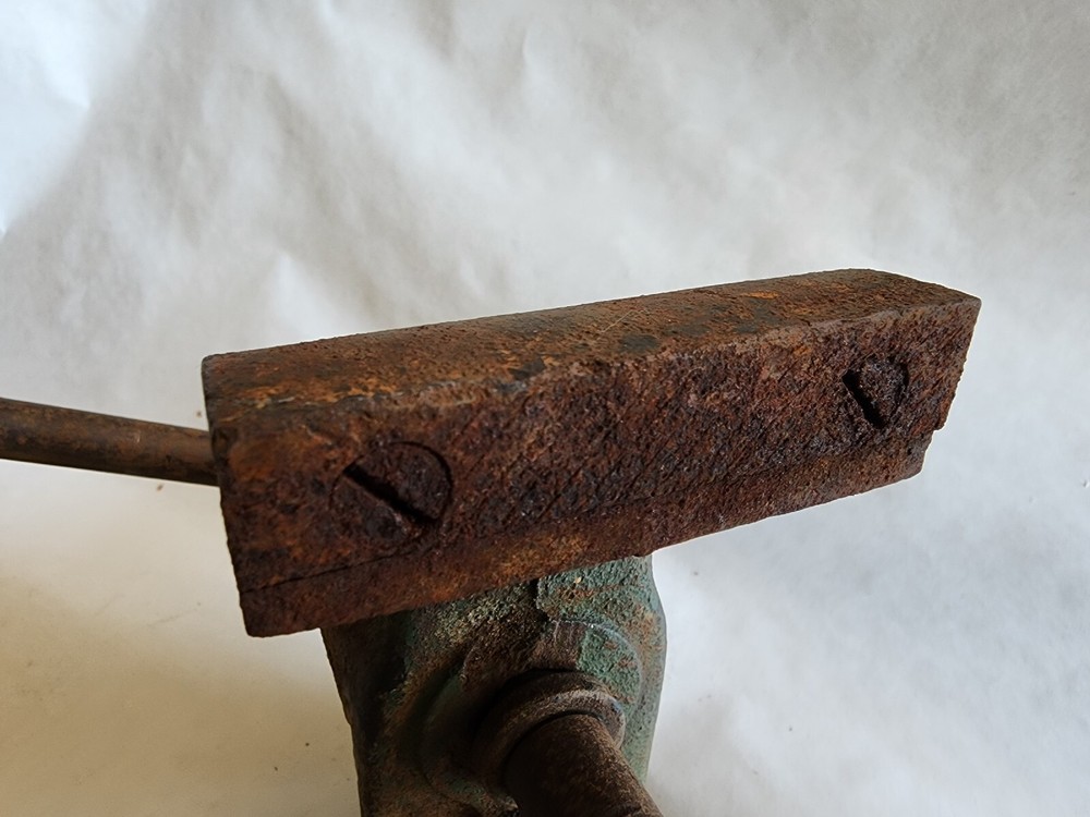 Lake Side 3" Vise Bench Table Mount Swivel Base
