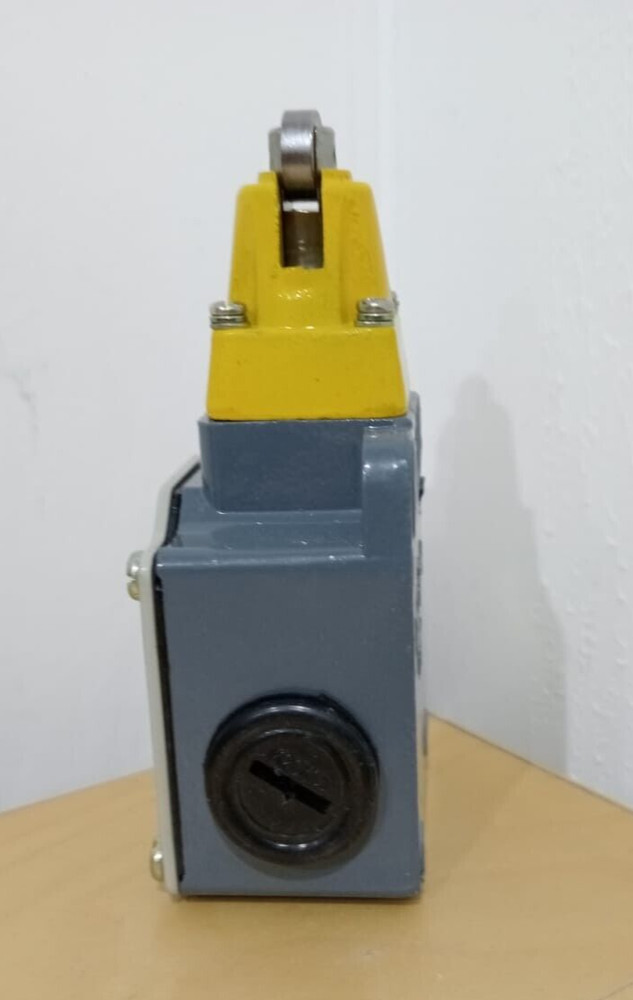 LIMIT SWITCH 3SE3-100/1D