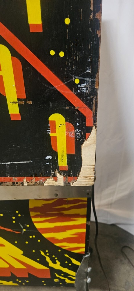 DEFENDER Pinball Machine - Williams 1982 - 2853