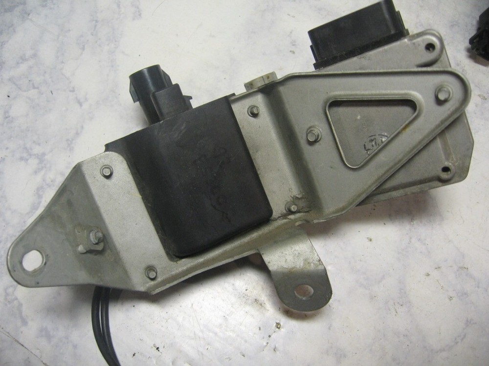 92-93 LEXUS GS300 3VZFE ENGINE IGNITION COIL W/ CONTROL MODULE IGNITER SET OEM