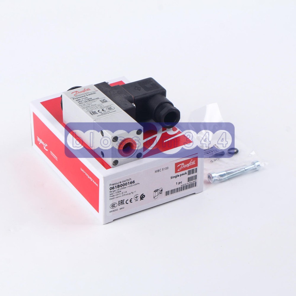 1PCS New Danfoss 061B000166 pressure switch