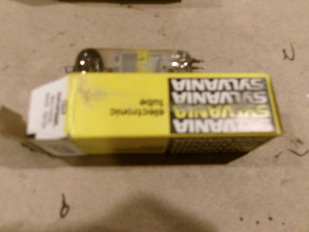 OEM VINTAGE ELECTRONIC TUBE SYLVANIA 6JG5