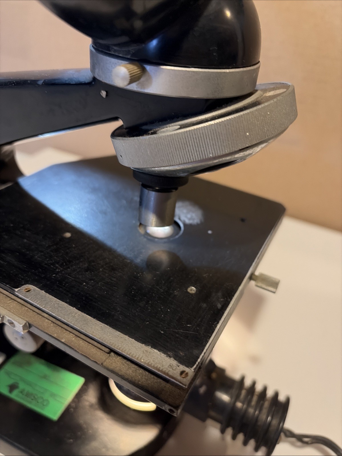 Vintage Nikon (Nippon Kogaku) 62437 Microscope Missing 3 Lens Light Works