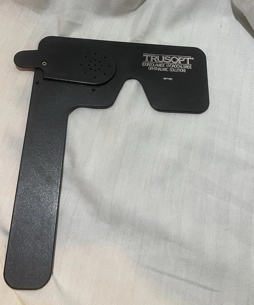 Ophthalmic Eye Occluder