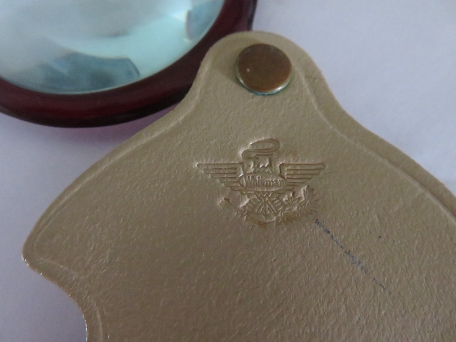 Vintage Whitman Bakelite Pocket Magnifier in Leather case with free shipping