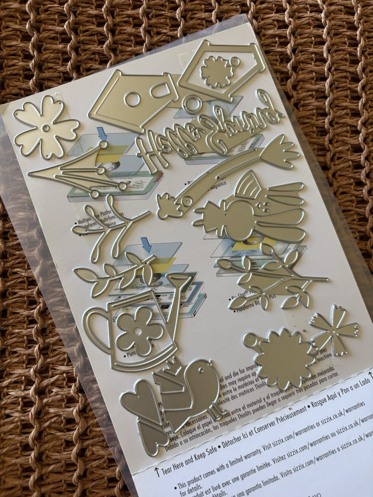 Sizzix Thinlits Die Set 16PK - Hello Spring
