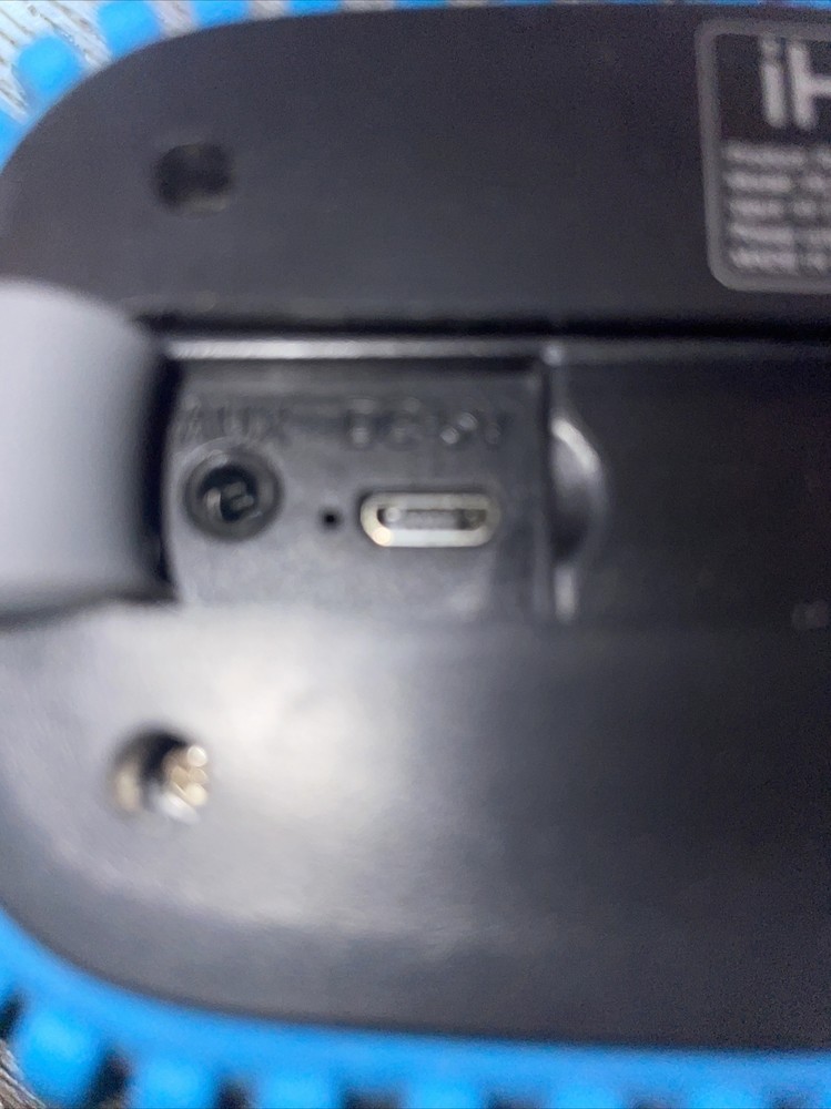 IHip Portable Speaker Blue 5in Bluetooth