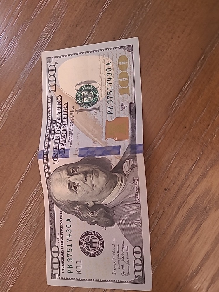 2017A Off Center Cut $100 BILL ERROR