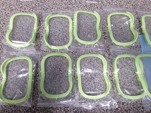 Dental Rubber Dam Frames Sheets Brackets Black Contrast Foldable Plastic Steel