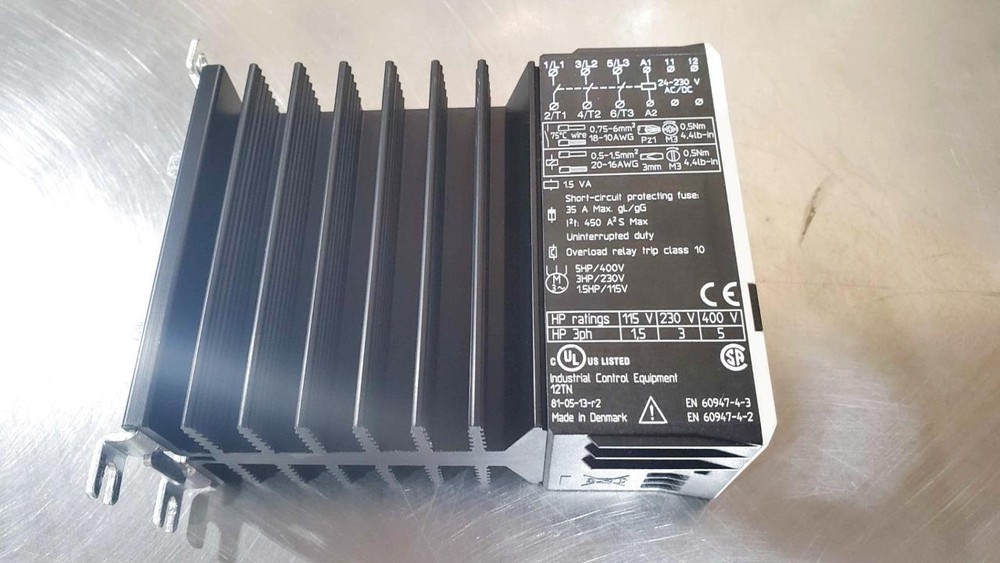 Allen-Bradley 156-A10BA3 Solid State Contactor 3-Ph Control 24-230V AC/DC