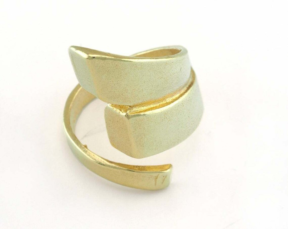 Adjustable Ring Raw brass (17mm 7US inner size - Adjustable ) Oz3200
