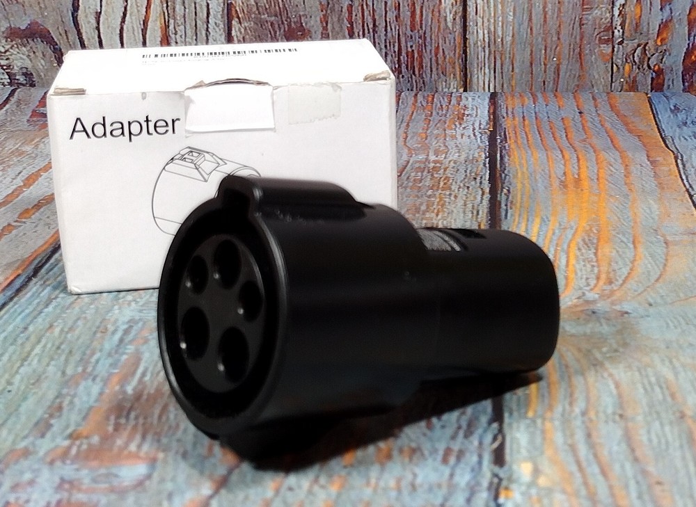 J11172 to Tesla Charging Adapter - OPEN BOX