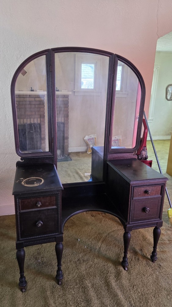 Antique Vanity Table Circa 1920