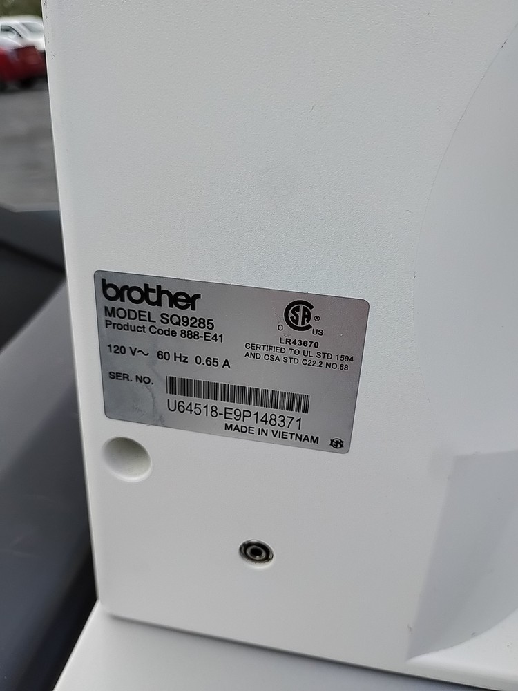Brother SQ9285 150 Stitch Computerized Sewing Machine