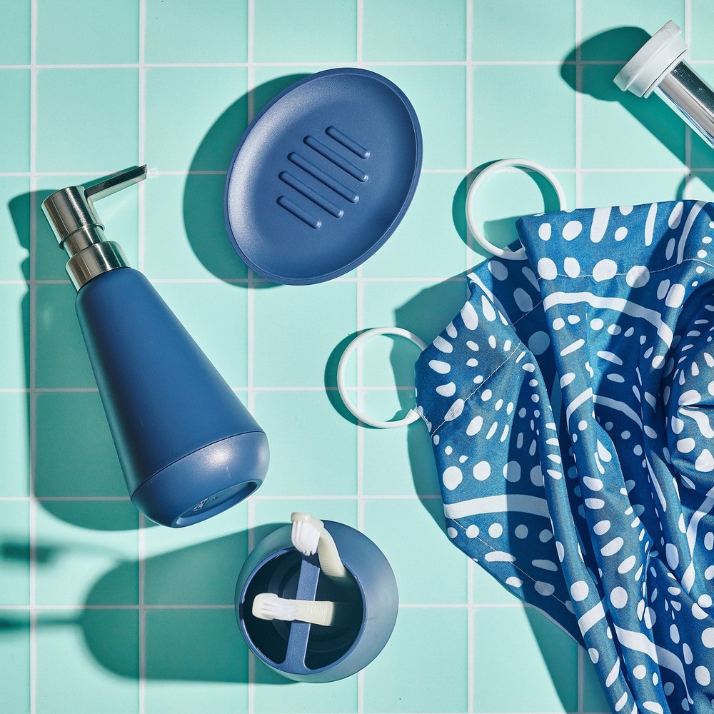 Sttelli 8-Piece Bathroom Essentials Bundle - Navy