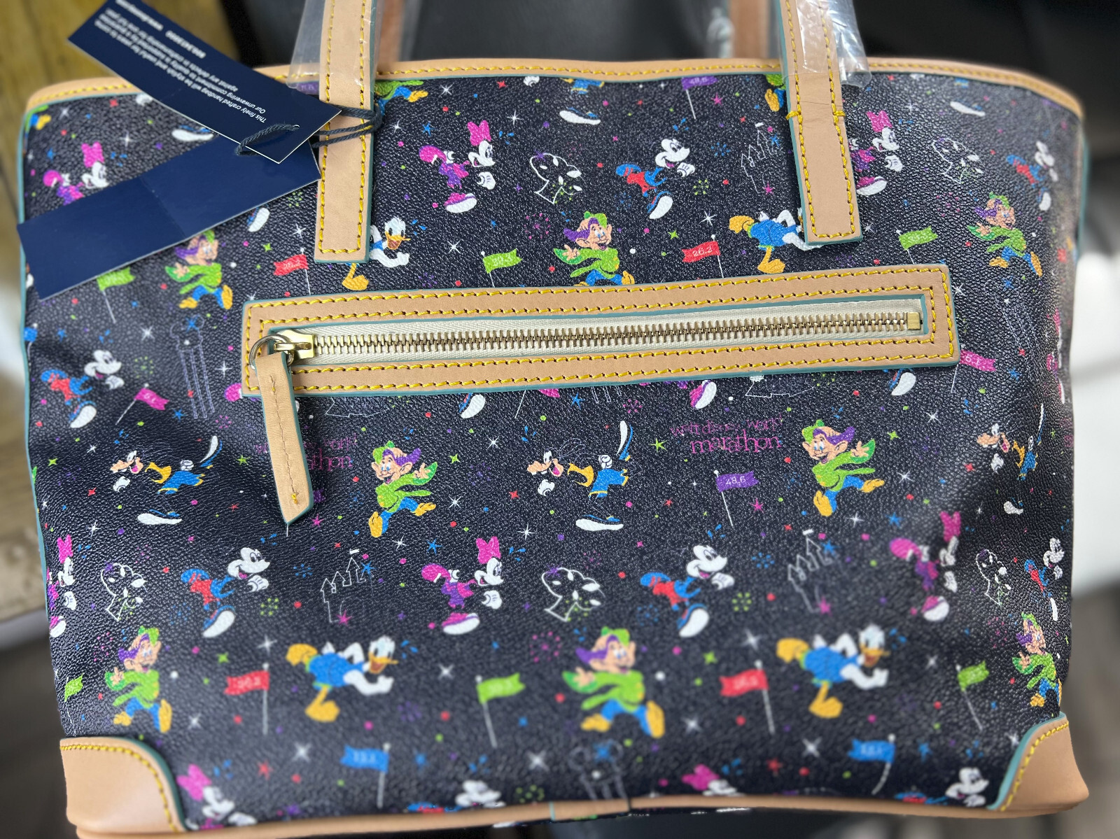 Dooney & Bourke Disney Collection Handbag with Free Clutch. Limited Time Offer❤️