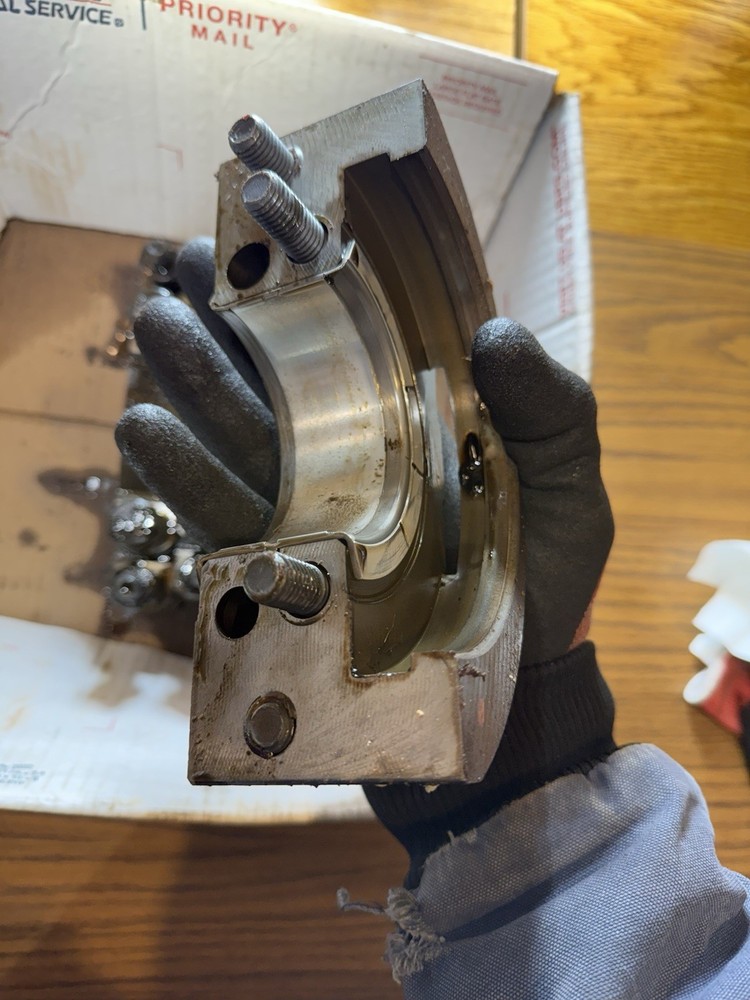 2015 Mercruiser 8.1 main caps