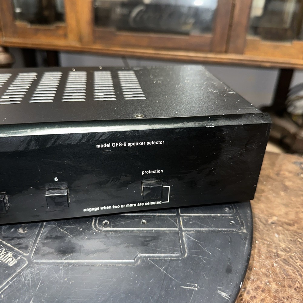 ADCOM GFS-6 Speaker Selector