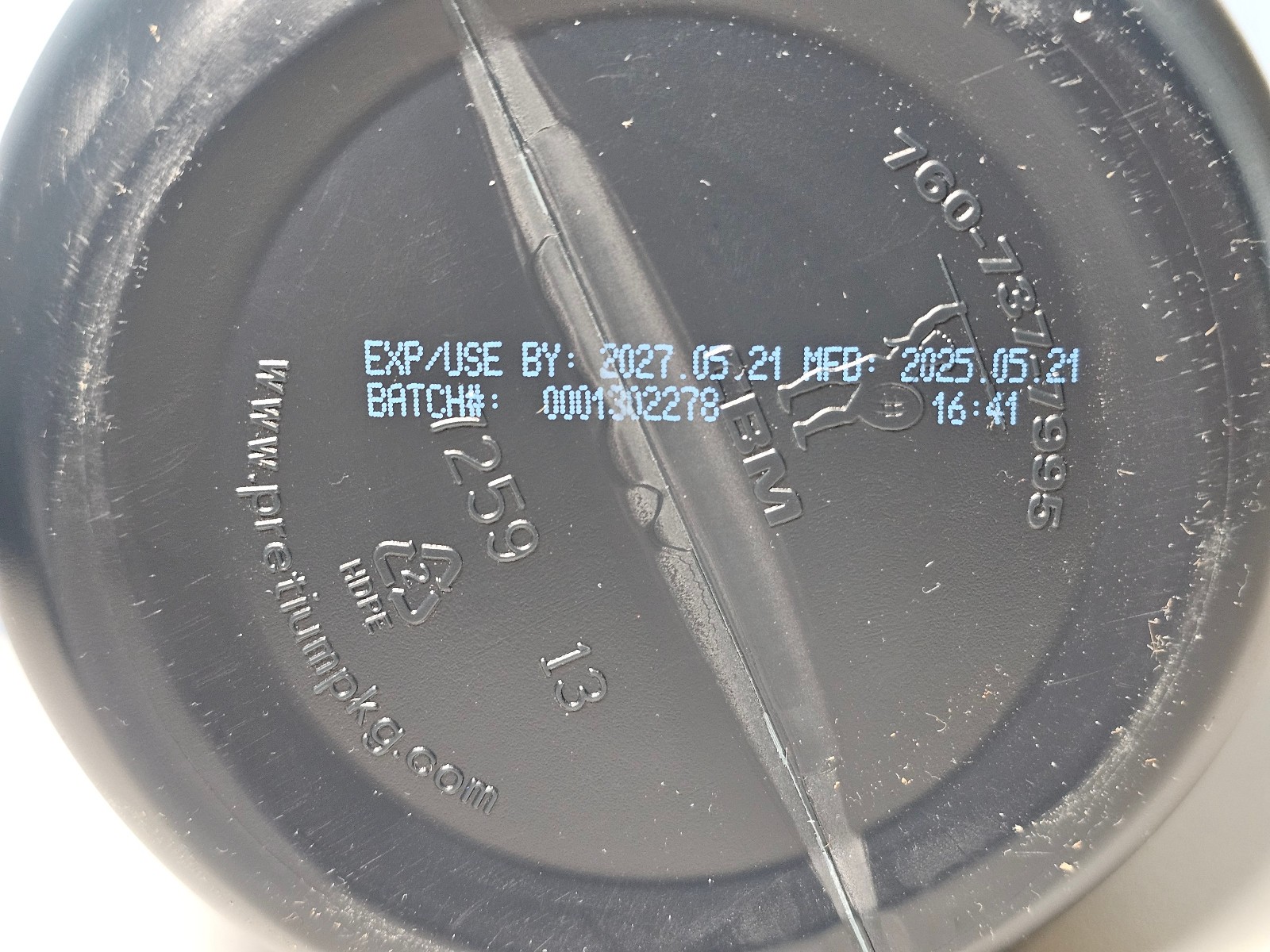 ON Optimum Nutrition Gold Standard 100% Whey Protein - Banana Cream -Exp 5/21/27