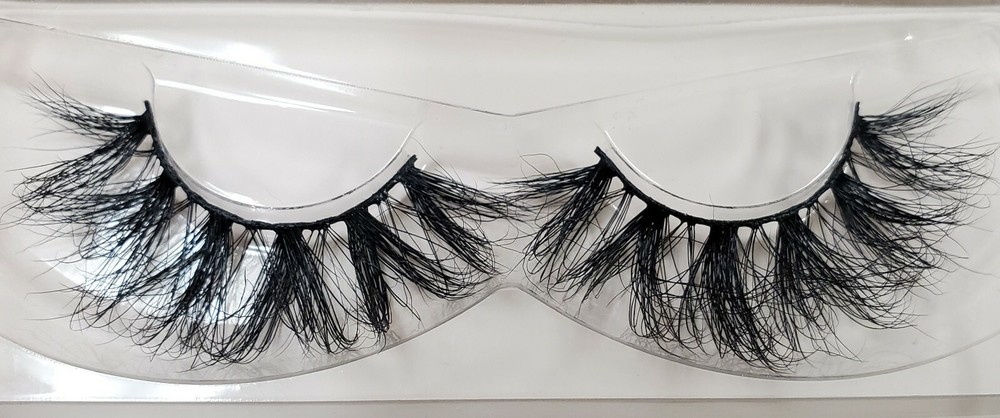 Luxury Mink Lashes ( LIT) Lash Plug™️