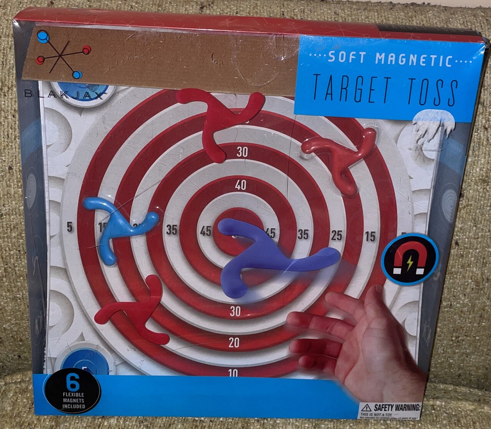 MAGNETIC SOFT TARGET TOSS