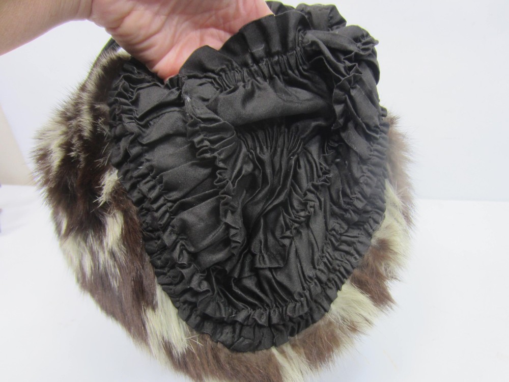 1920's Real Skunk Fur Muff