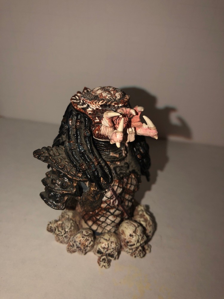 Rare Predator 2  3-Inch Mini Bust