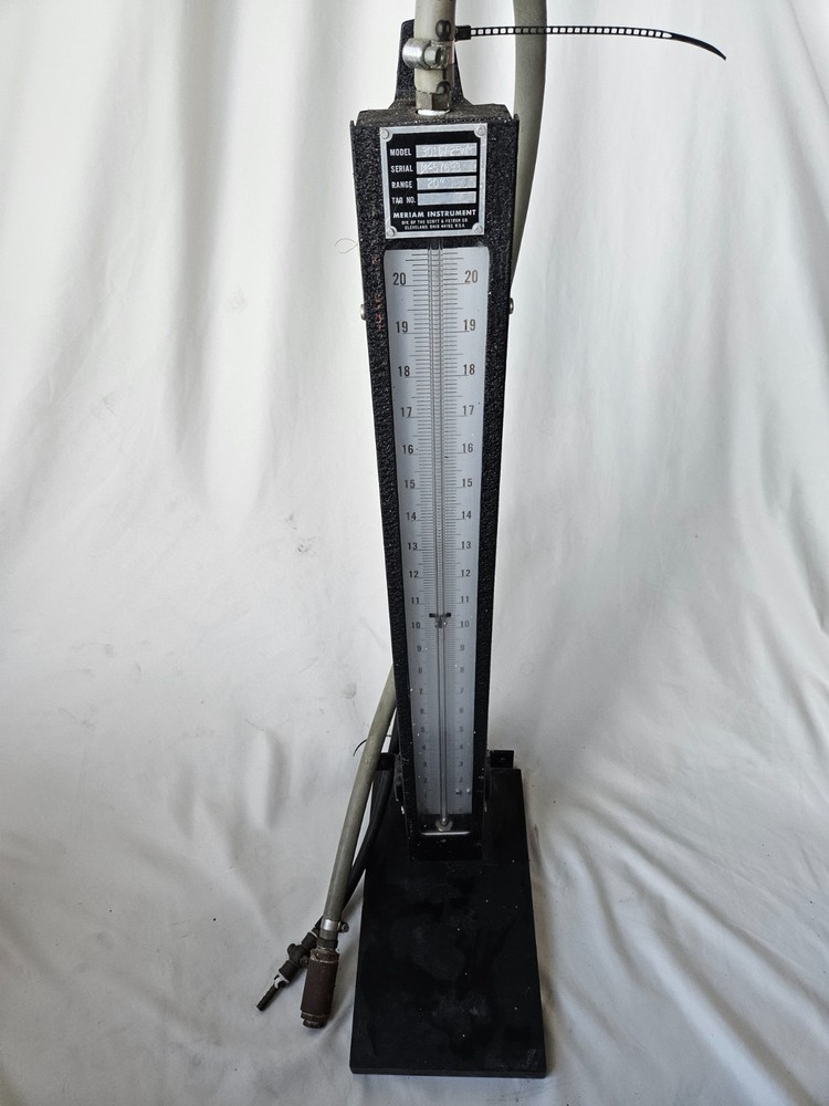 Vintage Meriam Instruments Manometer Model 301EA25WM 20" Range