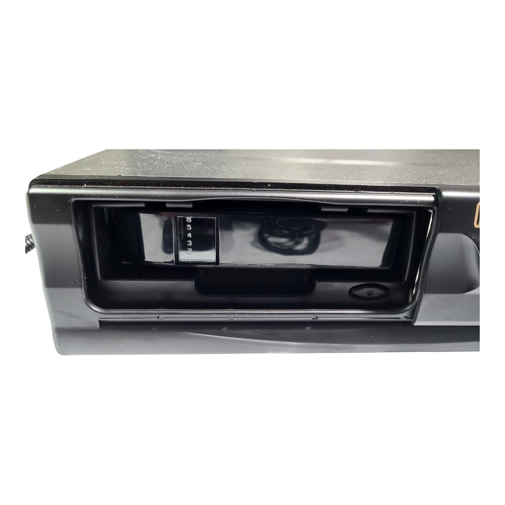 Qwestar 6 Disc CD Changer KCD-003A