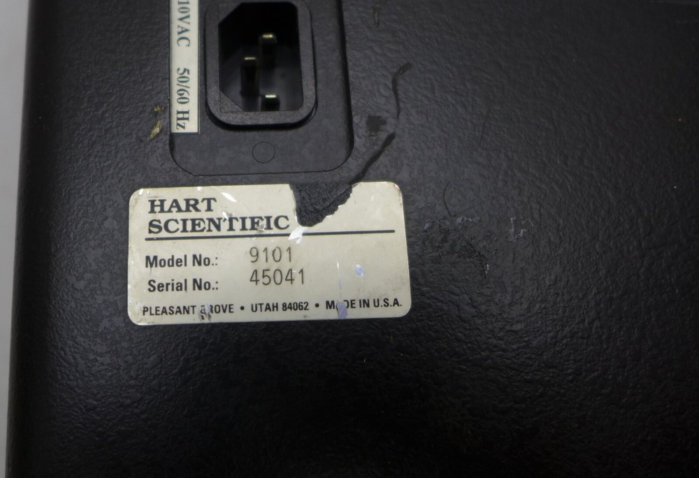 Fluke / Hart Scientific 9101 Zero-Point Dry-Well Calibrator - Working
