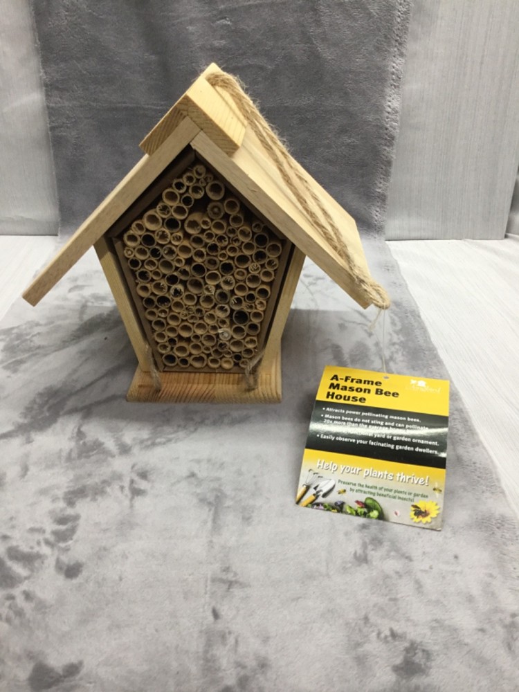 Mason Bee A-Frame Nesting House